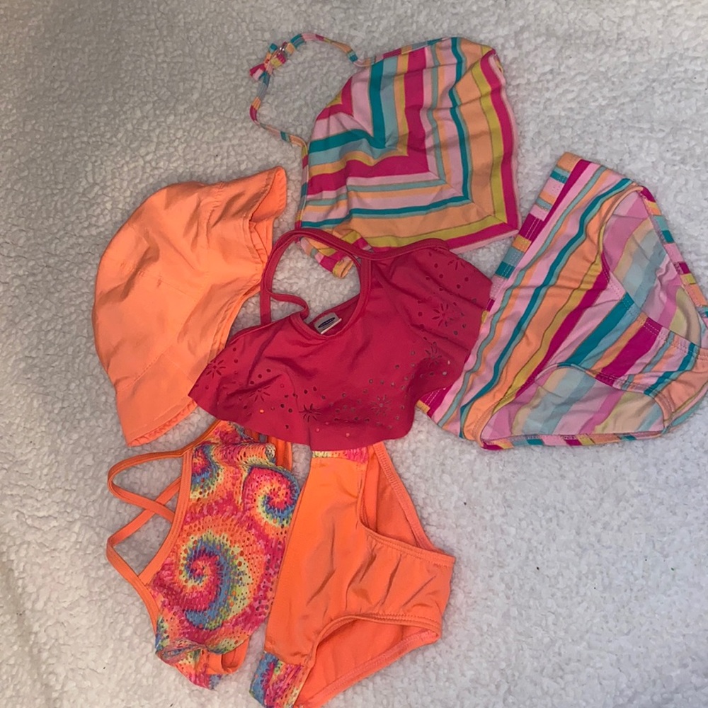 Baby girl swimsuit’s size 18-24 and 2T